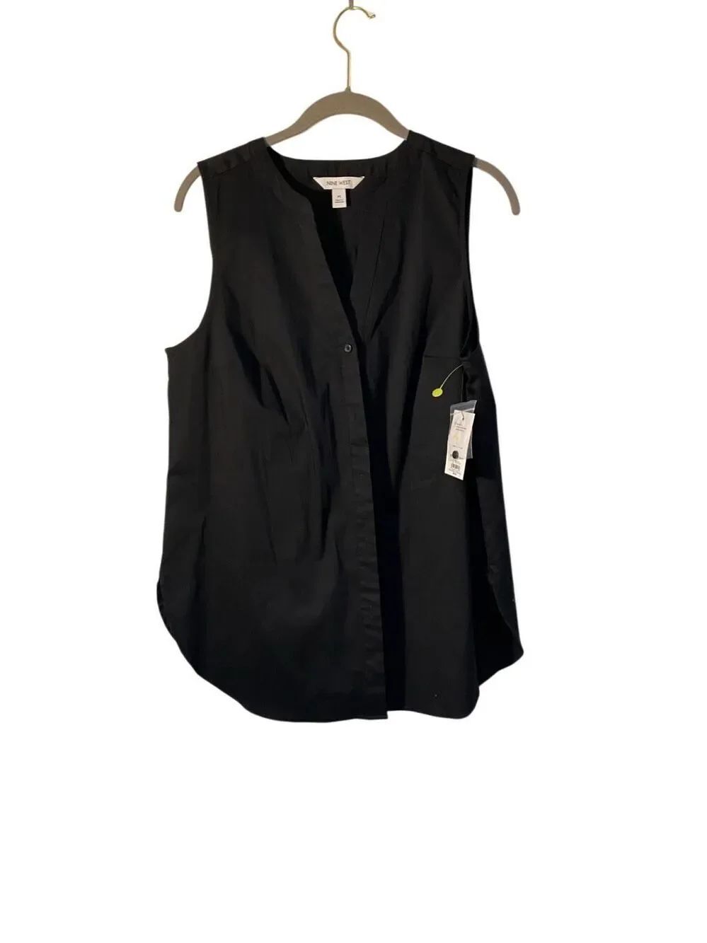 NWT nine West black slit V-neck sleeveless blouse M